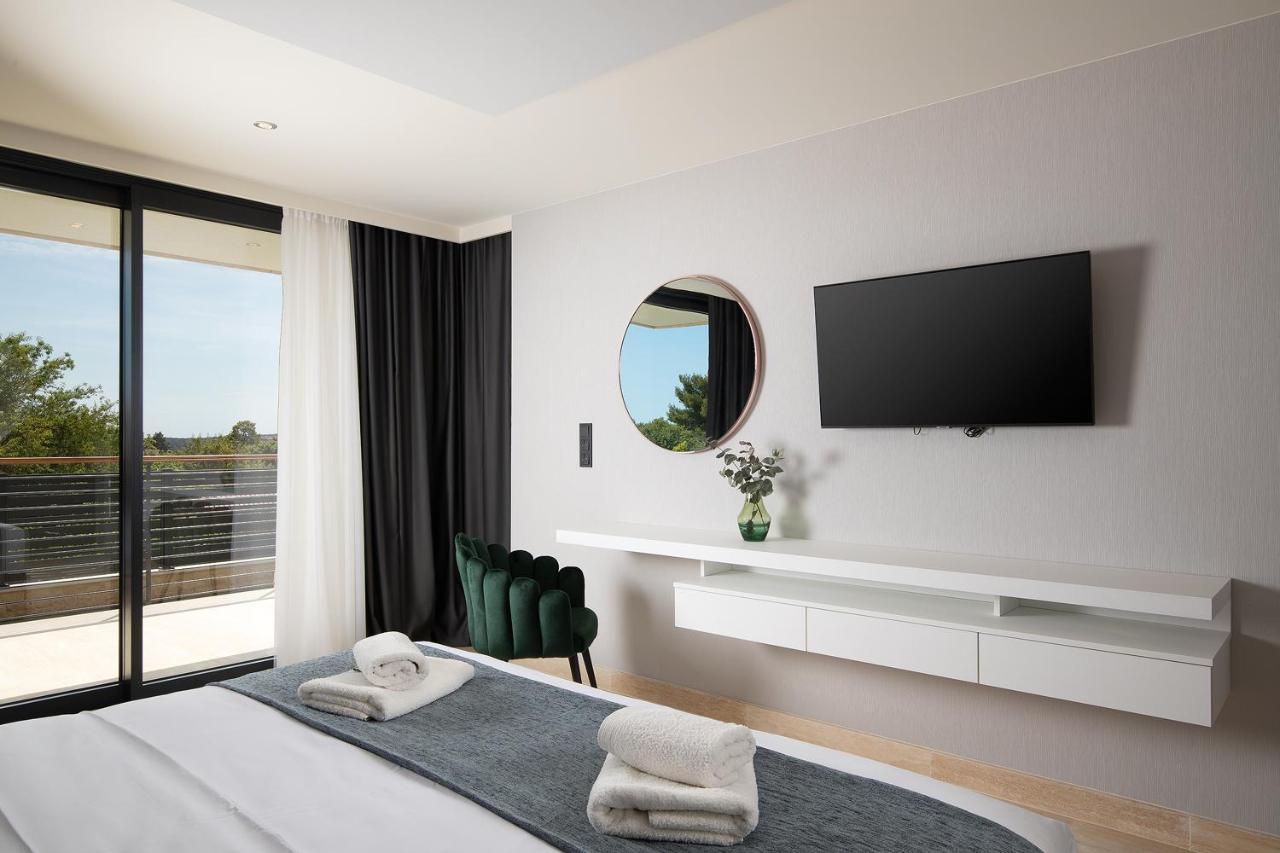 Boutique Apartments Kristo Medulin Exterior photo
